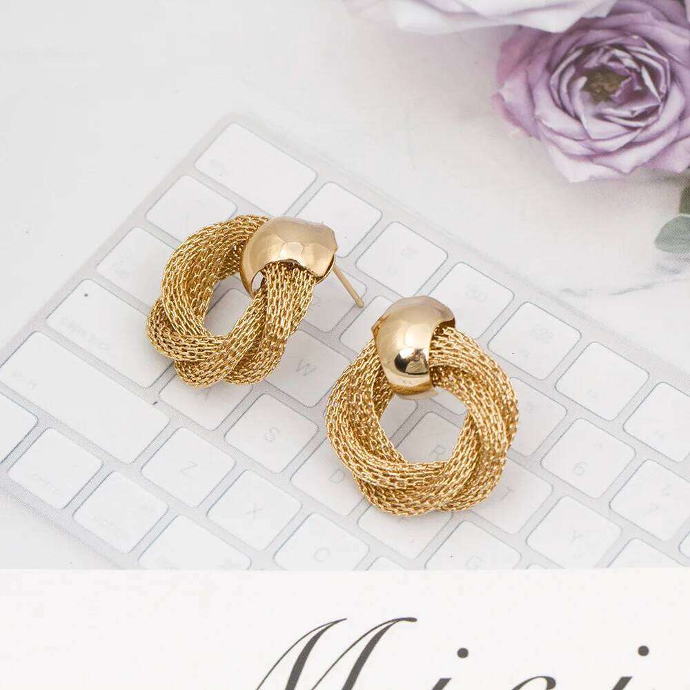 Vintage Metallic Twisted weaving Round Circle Dangle 2025 New Fashion Wedding Party Drop Earrings for Woman Jewelry 25H1226