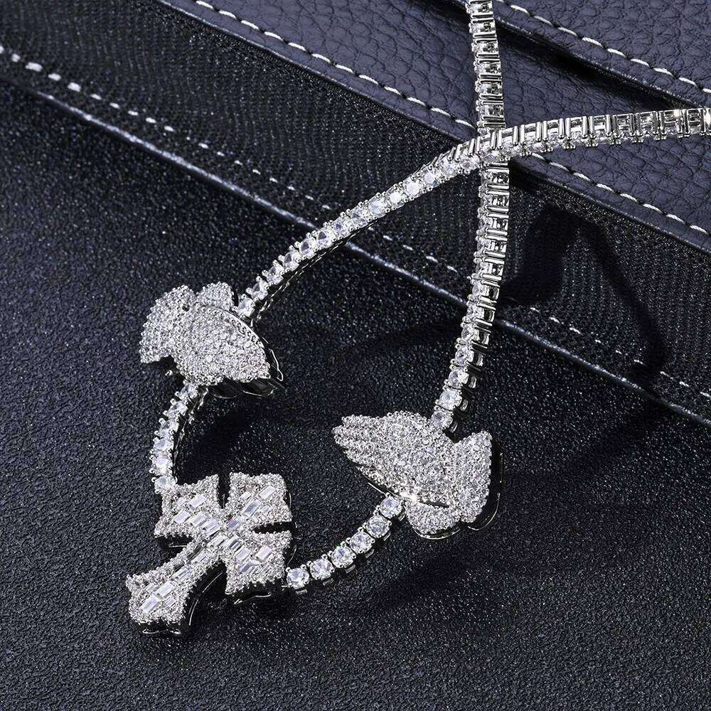 jewelry Hip Hop Necklace High Quality Sparkling 5A Cubic Zirconia Praying Hand Cross Charm Tennis Chain Dropshipping