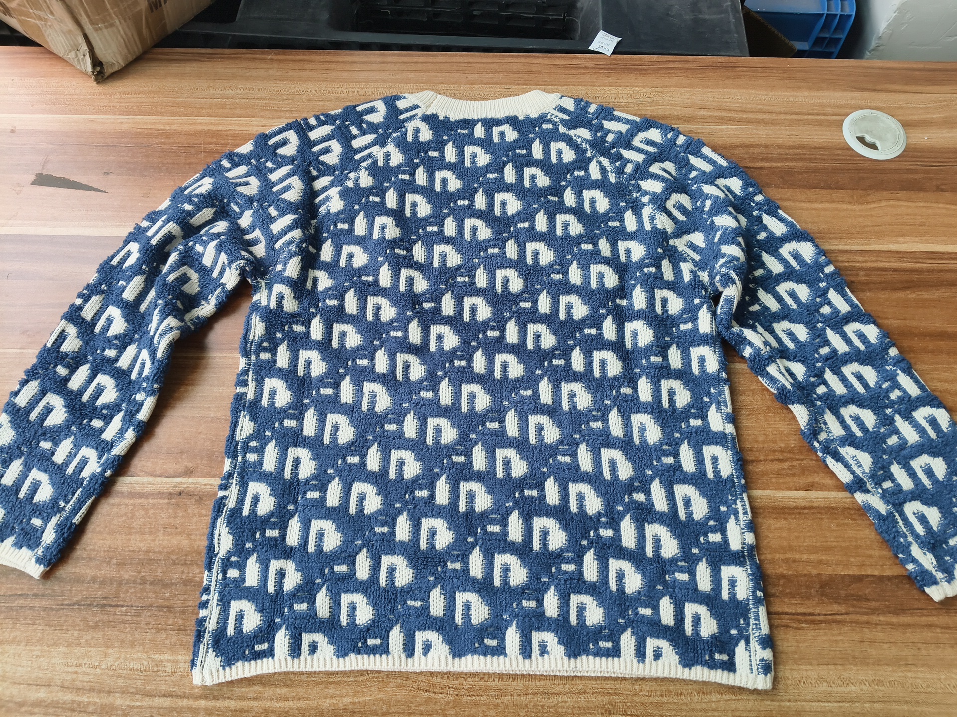 Men's Sweaters European And American 2025 Early Spring Light luxury zip-sleeve trendy brand knit sweater