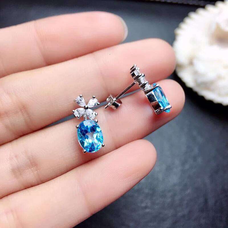 Huitan Chic Flower for Women Aesthetic Sky Blue Cubic Zirconia Ear Stud Earrings Wedding Party Fancy Gift Trend Jewelry