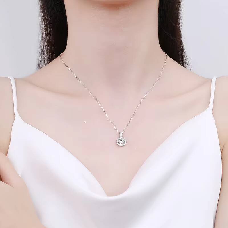 Fine Jewelry 925 Sterling Silver VVS Round Moissanite Necklace Zircon Jewelry for Lady Women Gifts
