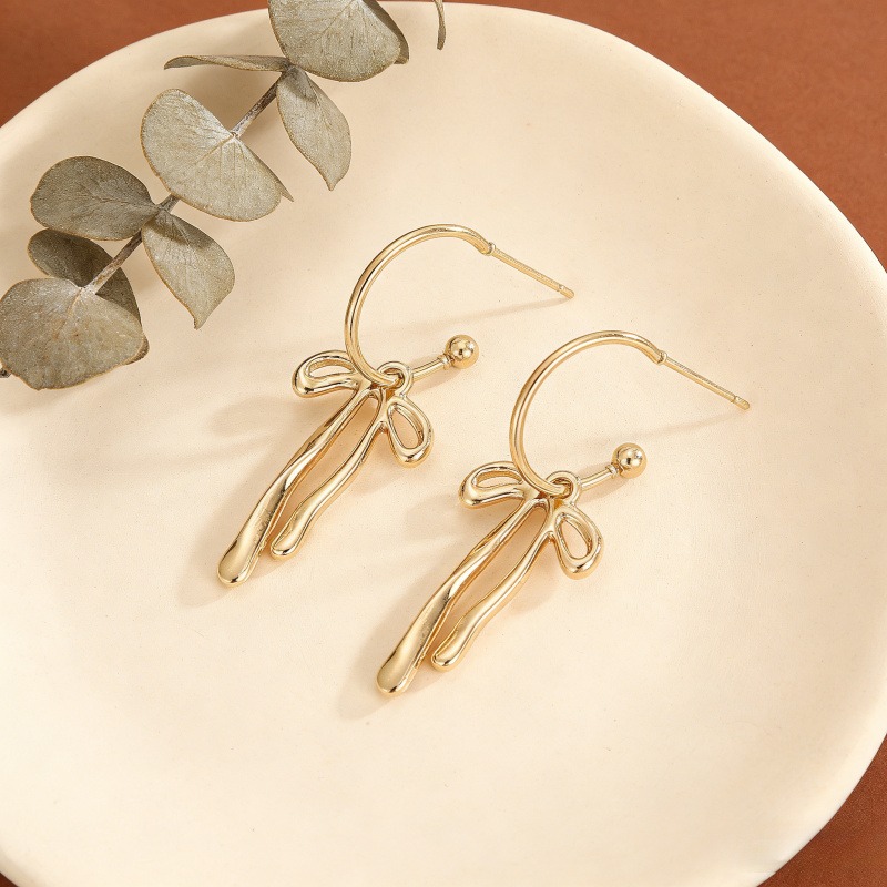 Creative new bow tassel simple elegant minimalist unique gold premium earrings H260202