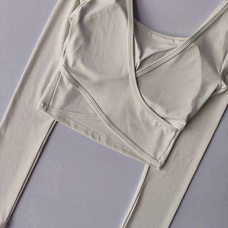 Women's Long Sleeve Yoga Cross Back Fitness Exercise Suit Fixed Chest Cushion Comfortable Sports Bra Top 25T1226