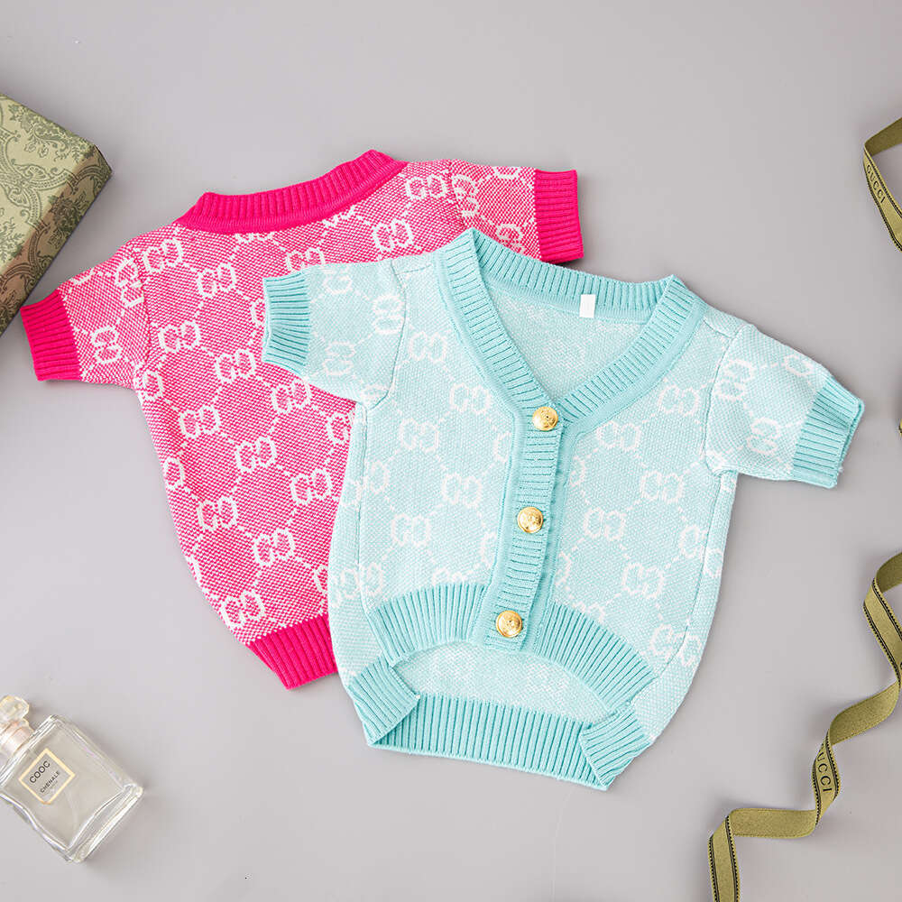 Pet Luxury Sweaters Cardigans Corgi Schnauzer Trendy Dog Clothes Warm & And Stylish Dog Sweaters For Fall And Winter