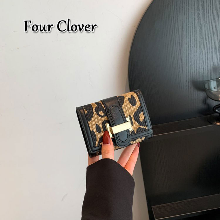 European and American fashion leopard print wallet, long ladies wallet, unisex clutch, large capacity tri-fold wallet, cardholder, retro classic short