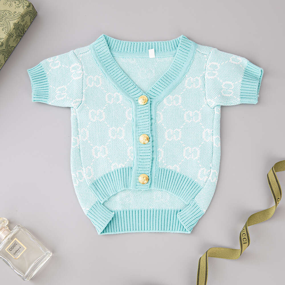 Pet Luxury Sweaters Cardigans Corgi Schnauzer Trendy Dog Clothes Warm & And Stylish Dog Sweaters For Fall And Winter