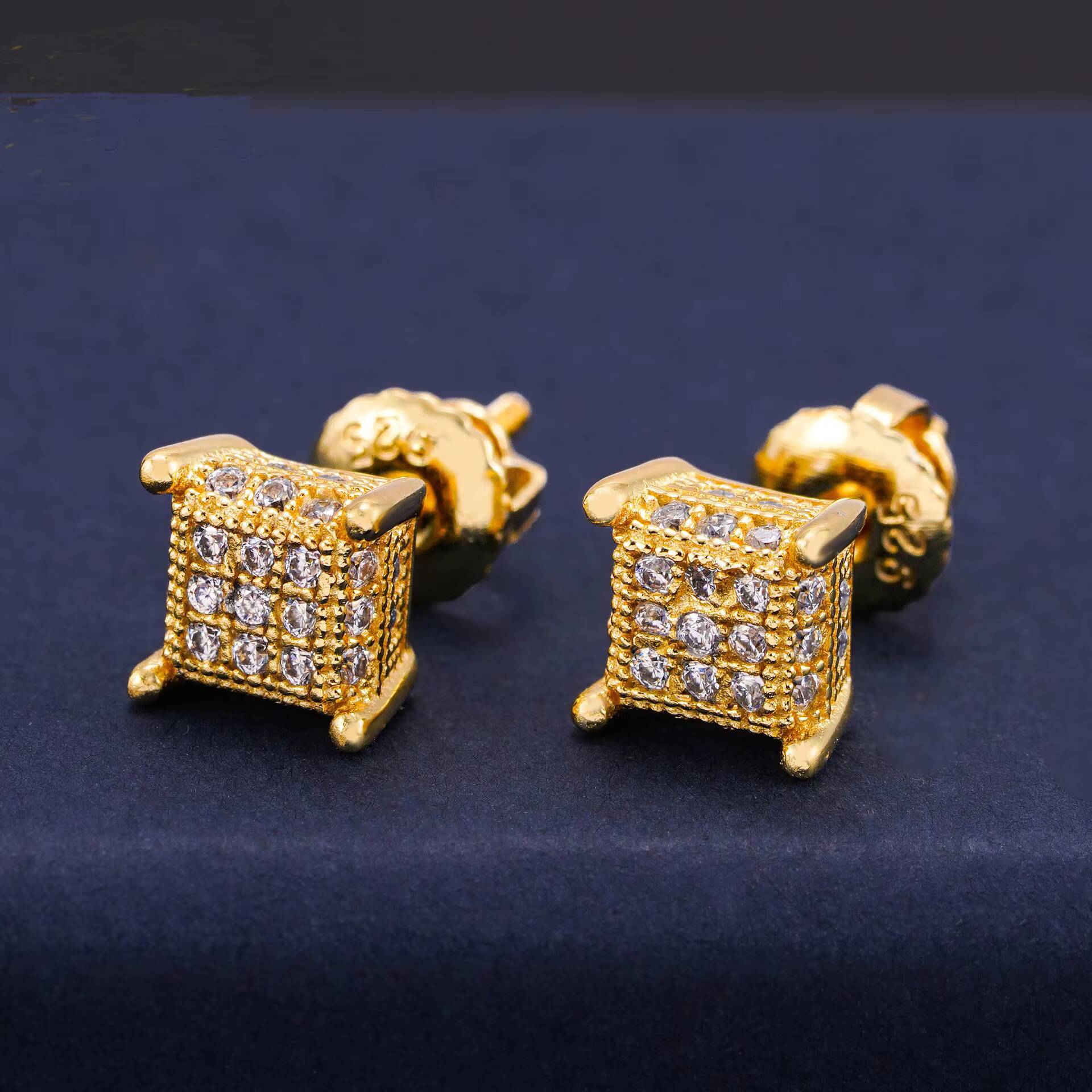 Customize Classic Diamond VVS1 D Color Moissanite Earrings 925 Sterling Silver with 18k White Gold Wholesale at Factory Price