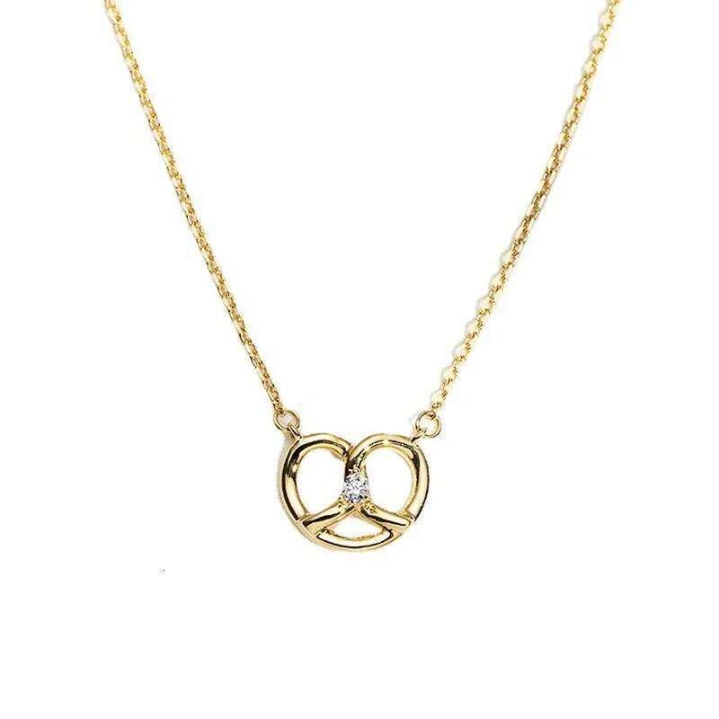 Huitan Chic Design Female Love Necklace Gold Color O Chain Exquisite Neck Accessories for Women Daily Fashion Versatile Jewelry