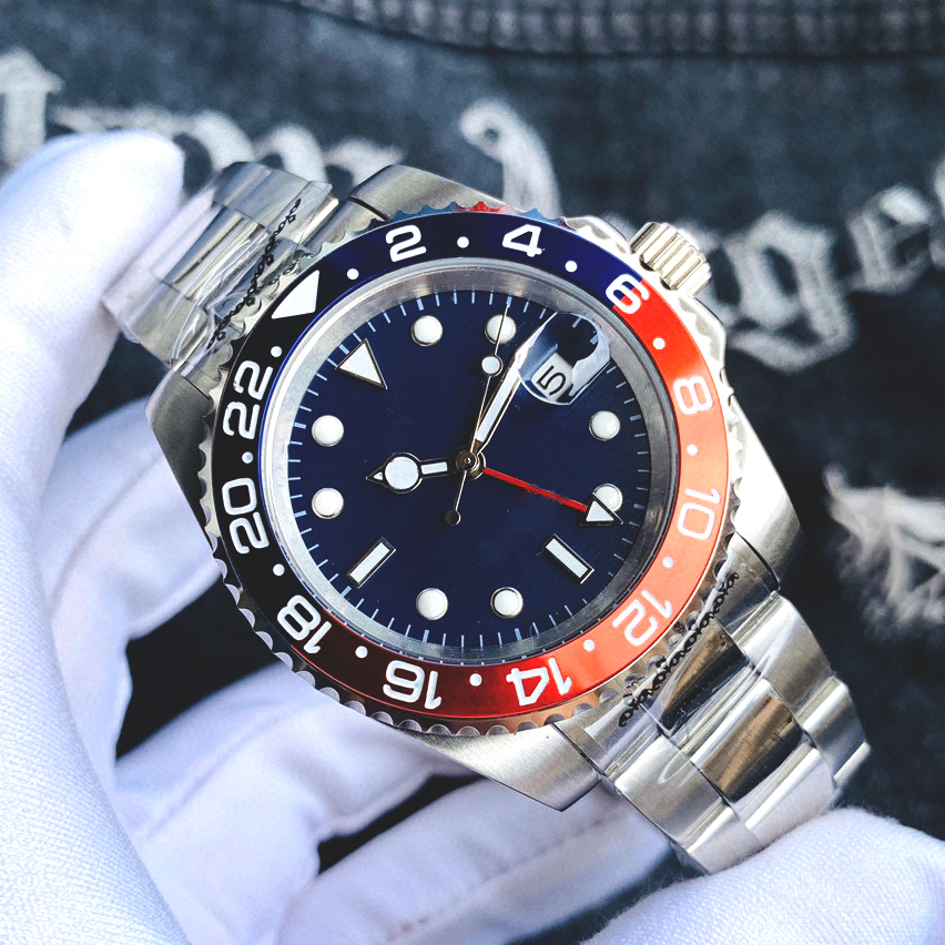 Designer Men's GMT Dual Time Zone Wrist Watch High Quality Stainless Steel Oysters Strap Coke Circle Deep Blue Dial Factory Wristwatch