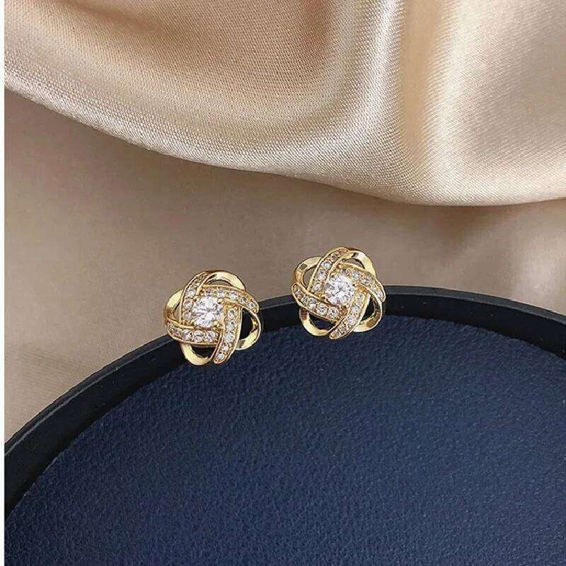 Light Luxury Zircon Stud Simple Cross Hollow Geometric Earrings Wedding Party Exquisite Ear Jewellery Women Gifts 25H1226