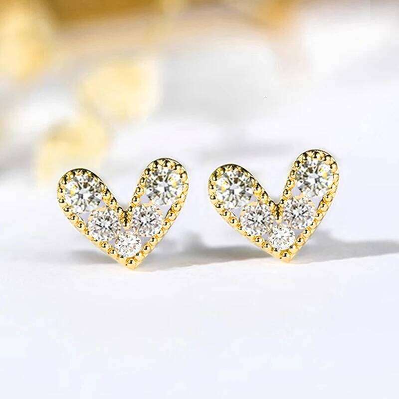Huitan Shiny Heart Stud Earrings Female Fresh Style Gold Color Exquisite Love Accessory Trendy Simple Stylish Party Jewelry Hot 25H1226