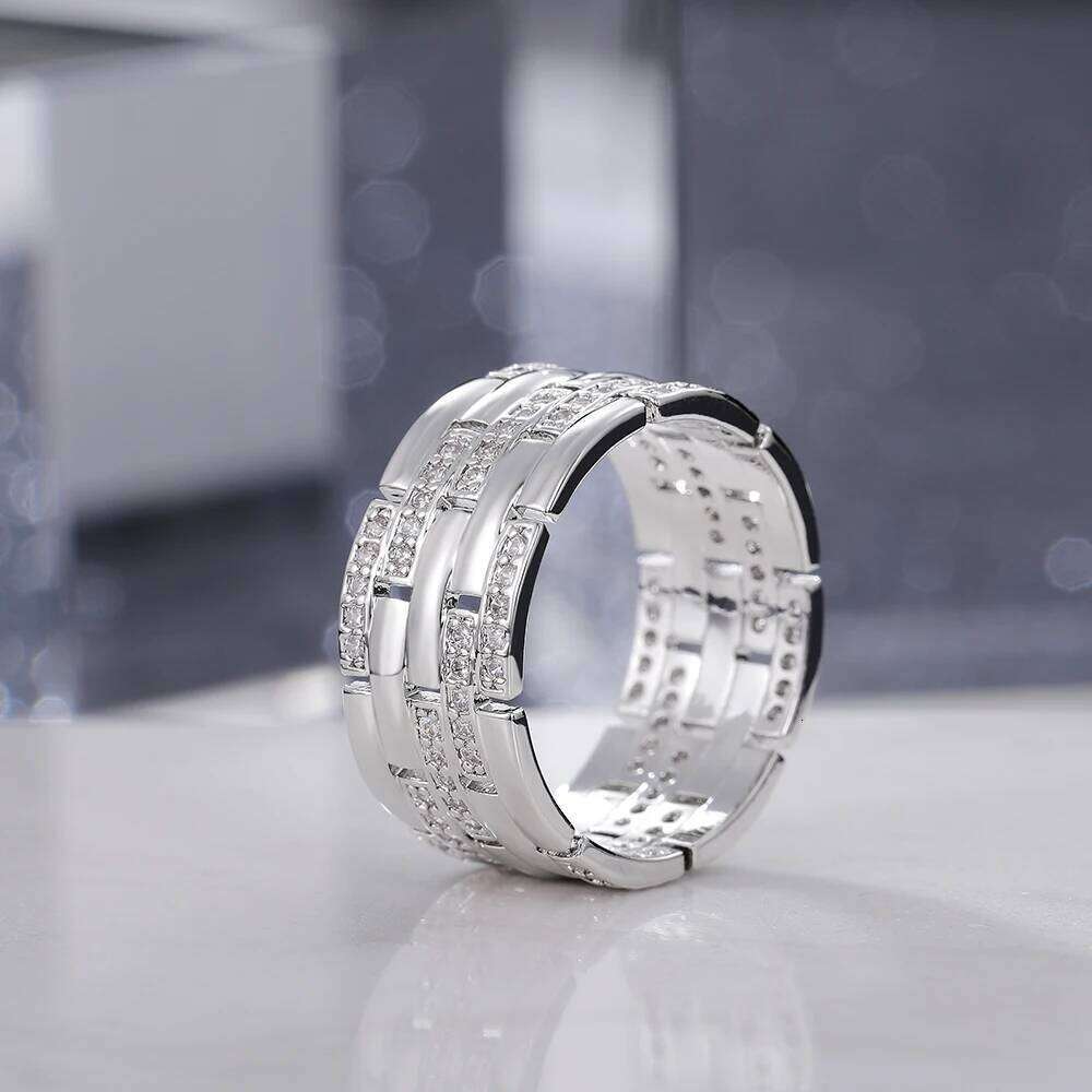 Huitan Classic Design Silver Color Women Wedding Engagement Rings Stylish Daily Wear Party Accessories Brilliant CZ Jewelry Gift