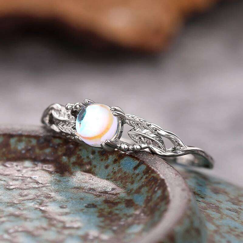 Huitan Imitation Moonstone Women with Delicate Leaves Creative Design Temperament Elegant Female Rings Vintage Jewelry