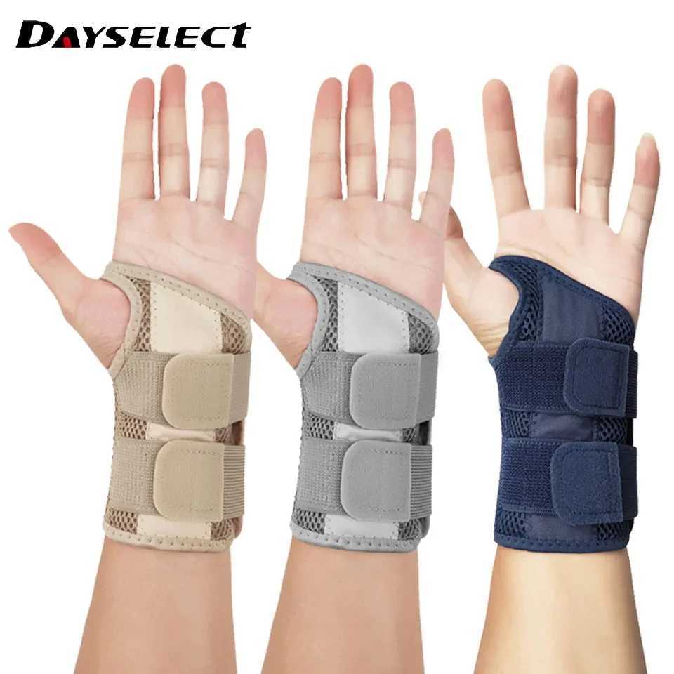 1Pcs Carpal Tunnel Wrist Brace Adjustable Wrist Support Brace Wrist Compression Wrap for Arthritis Tendinitis Pain Relief M251226