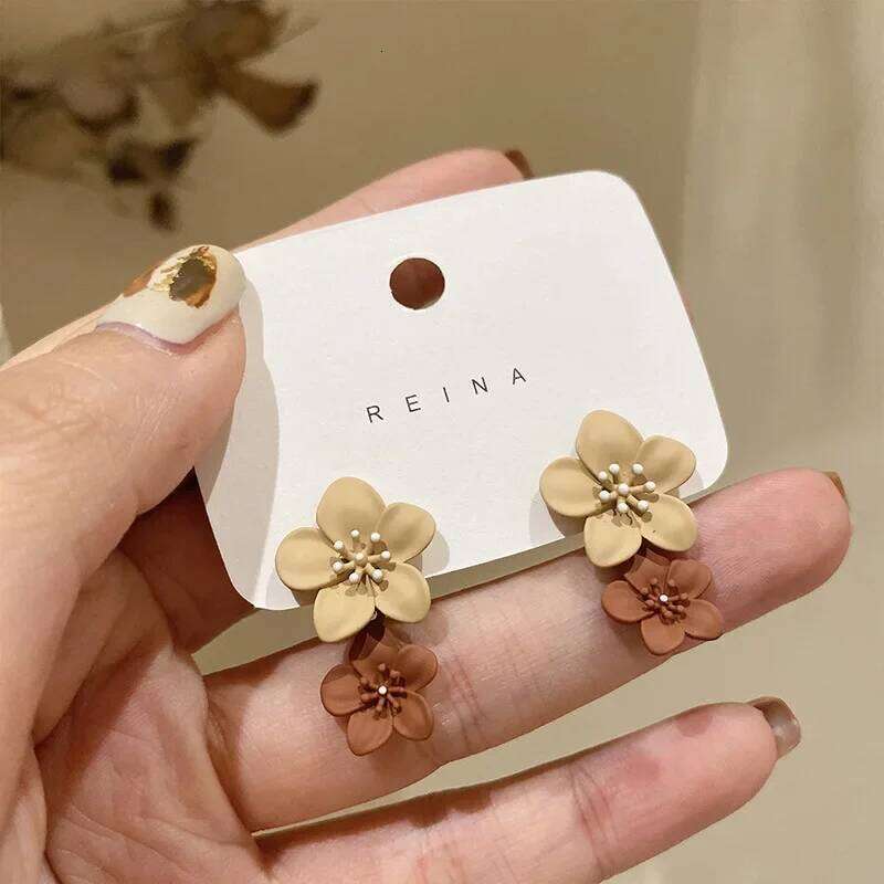 2024 Fashion Brown Two Color Flower Drop Dangle Earrings for Women Wedding Party Girl Elegant Jewelry Accessories 25H1226