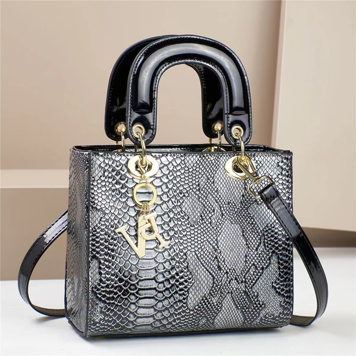 fashion bag Elegant Silk Braided Lady with Chain Strap - Versatile 2026 Designer Tote Crossbody Bag for Women