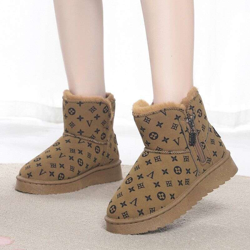 Women's Snow 2025 New Short Boots Winter Outdoor Wear Fleece Lined Thickened Slip-On Warm Cotton Shoes For Women