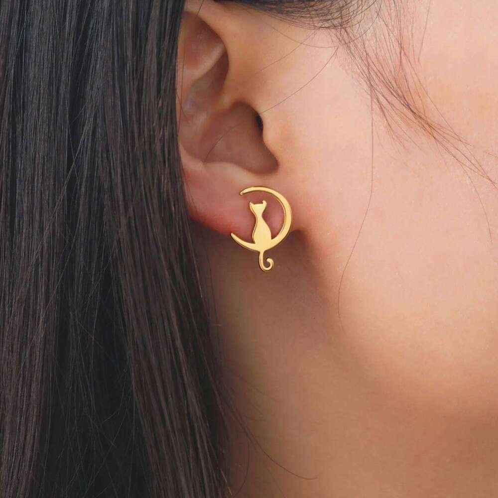 Skyrim Stainless Steel Moon Cat Stud Earring Simple Korean Style Ear Jewelry for Women Girls 2025 Trendy Wedding Gift 25H1226