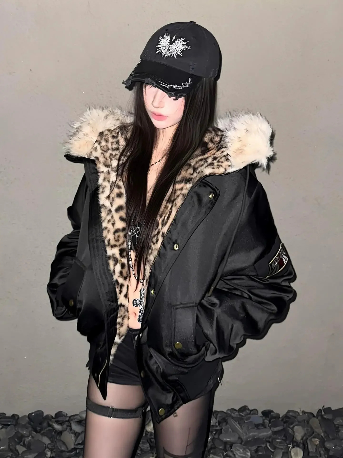 Fashion Retro Streetwear Fur Collar Y2K Jacket Mens Womens Plush Leopard Print Stitching Zipper Casual Loose Punk Hooded Jacket 251222