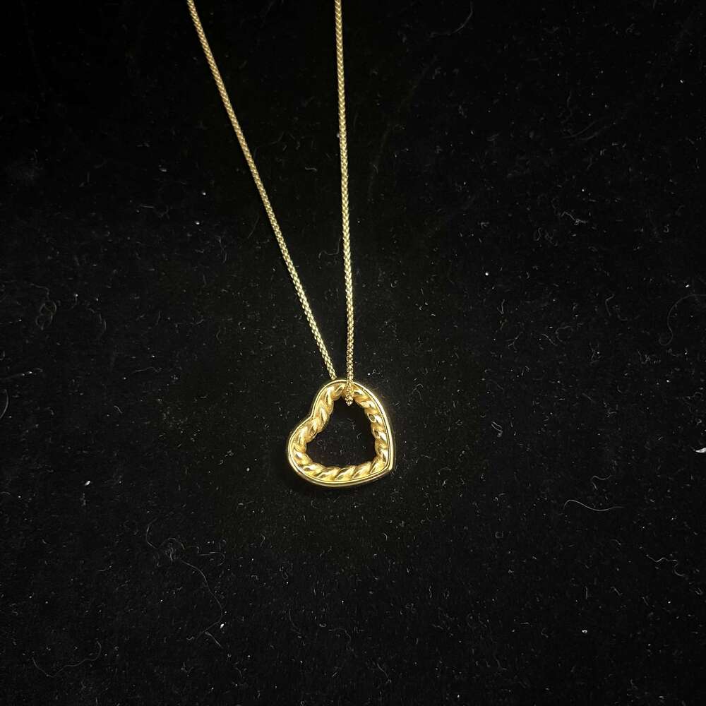 S925 Sterling Silver 2025 New Heart Necklace, Unisex, Fashionable, Trendy, Retro, Classic, Luxurious Jewelry Party Gift 25N1226