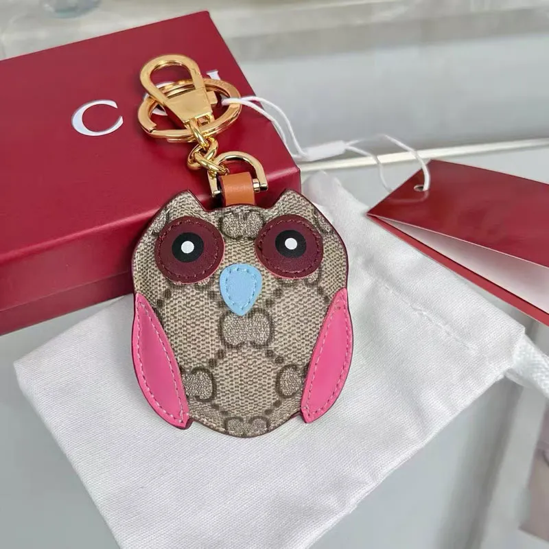 designers keychains bag charms keychain Lanyards Letters keychain top Car Key Chain Women Buckle jewelry Keyring Bags Pendant Exquisite Gift Fashion good