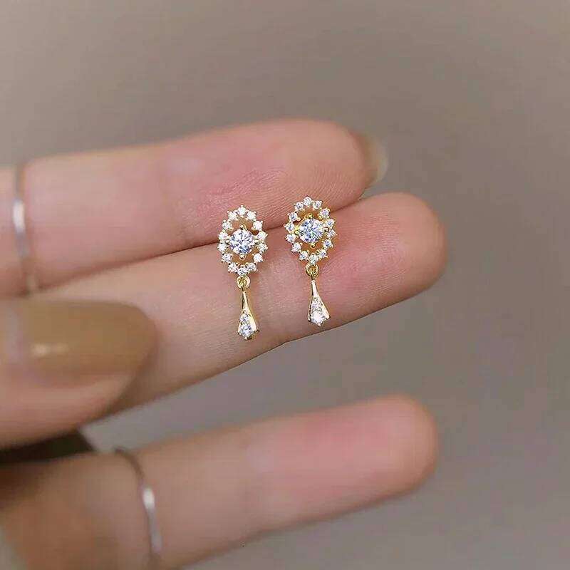 Huitan Romantic Sweet Gold Color Women Drop Earrings Inlaid Shining CZ For Wedding Party Daily Trendy Cute Accessories Jewelry