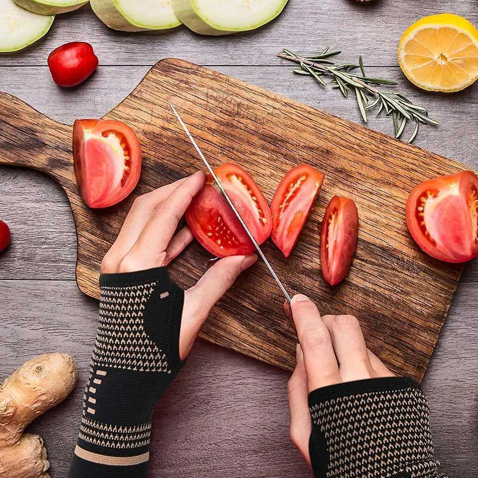 1Pcs Copper Fiber Bracer Wrist Elastic Sport Bandage Wristband Hand Gym Support Wrist Brace Wrap Tennis Fitness Powerlifting M251226