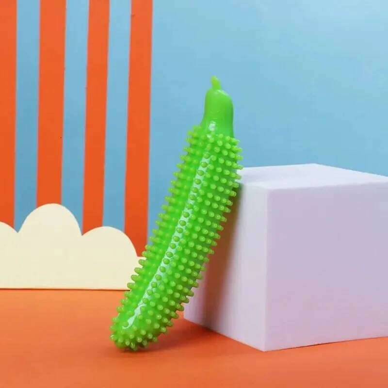 Grinding Cucumber Shape Bite TPE Dog Chew Toy Wear Resistant Pet Molar Stick Teeth Cleaning 25N1226