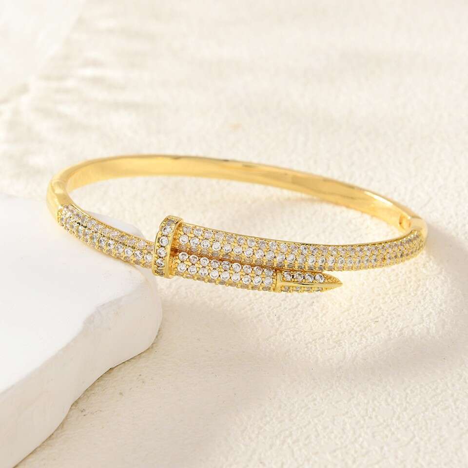 Fashion High-End Bracelet Wristband Light Luxury Elegant Jewelry