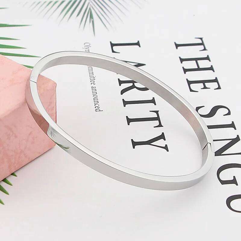 Hot Fashion Stainless Steel Jewelry Oval Bangle for Woman Child Charm Bracelet Party Love Wedding Brand Gift Wholesale 25T1226