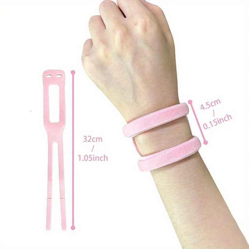 Carpal Tunnel Wrist Brace - Breathable Support Sleeve with Splint for Sprain Prevention Joint Protection Day/Night Comfort Fit M251226