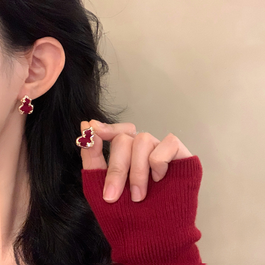 Silver Needle Zircon Plush Gourd Star Earrings, New Chinese Retro Chinese Style, Unique Earrings, Light Luxury, High End Earrings
