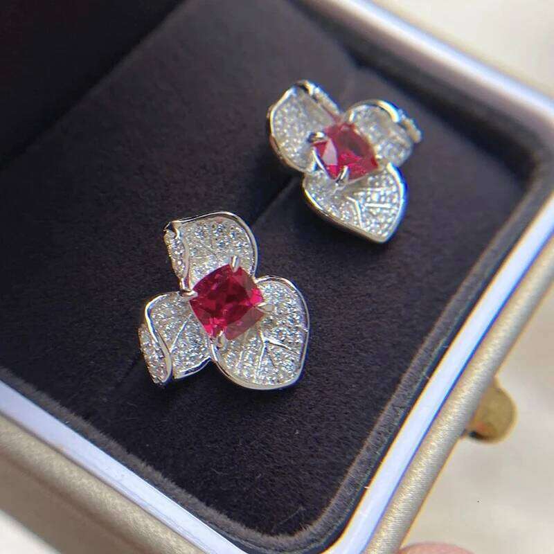 Huitan Newly Designed Red Cubic Zirconia Flower Stud Earrings for Women Aesthetic Female Accessories Gift Bridal Wedding Jewelry