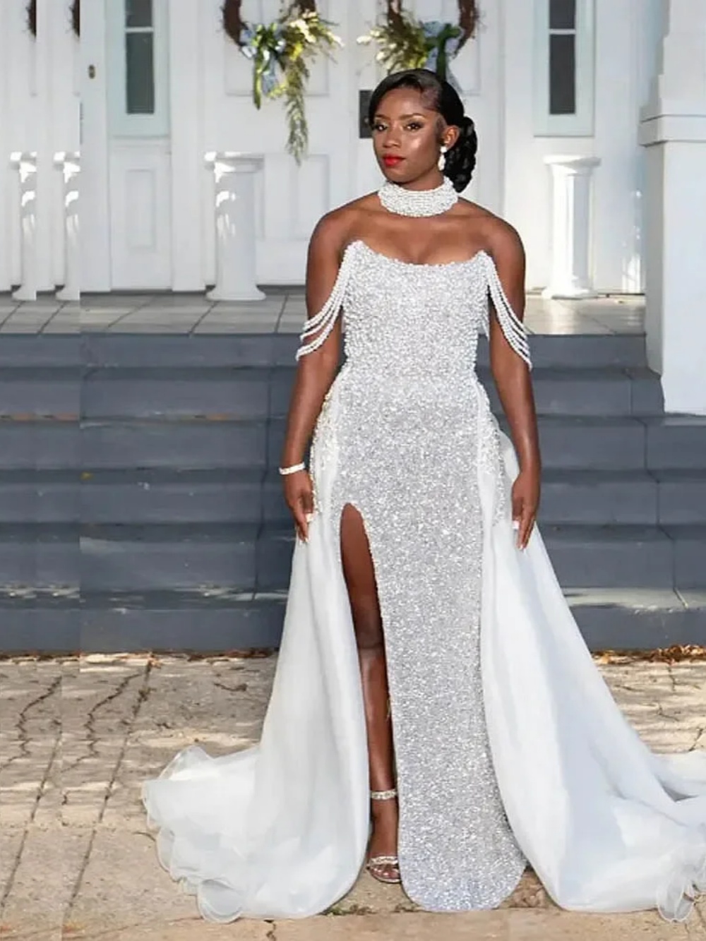 Elegant Mermaid Wedding Dress Pearls Sequins Strapless Neck Bride Gowns High Splits Sweep Train Bridal Dresses Customized
