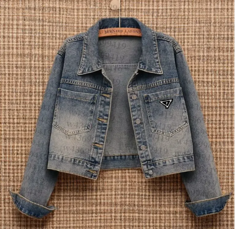 2026 new Luxury Women Autumn Jackets Fashion Denim Coat Designer Womens Button Letters Coat Woman Designer Jackets Jeans Socialite Cargo Denim Short Jacket S-XL