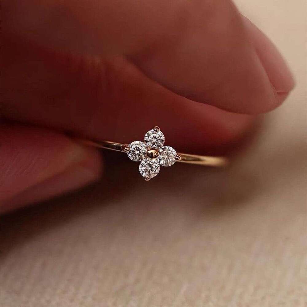 Ring for Women French Light Luxury Four-Leaf Clover Micro Inlaid Zircon Unique Trendy Exquisite Shiny Daily Date & Gift Jewelry In Stock