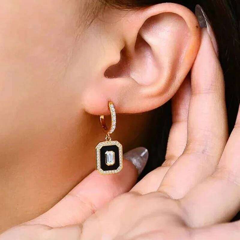 Huitan Vintage Black Enamel Dangle Earrings Gold Color Hanging Accessories for Women Temperament Elegant Lady Party Jewelry