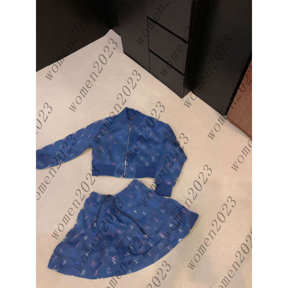 Summer Women's Two-Piece Set Designer Brand Lightweight and Breathable Skirt Set Full Print Logo Jacket Paired with Matching Skirt Trendy Fashion Outfit