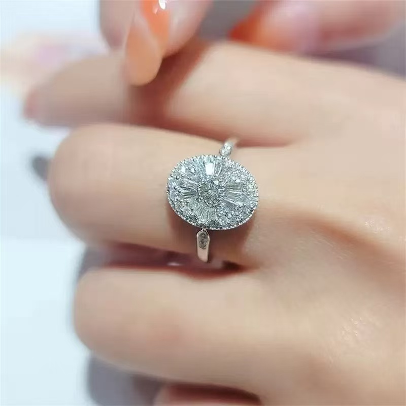 Tianyu Gems 45mm Round and Trapezoid Cut Moissanite 10k14k 18k Yellow Gold Antique Style Jewelry Rings for Women Engagement