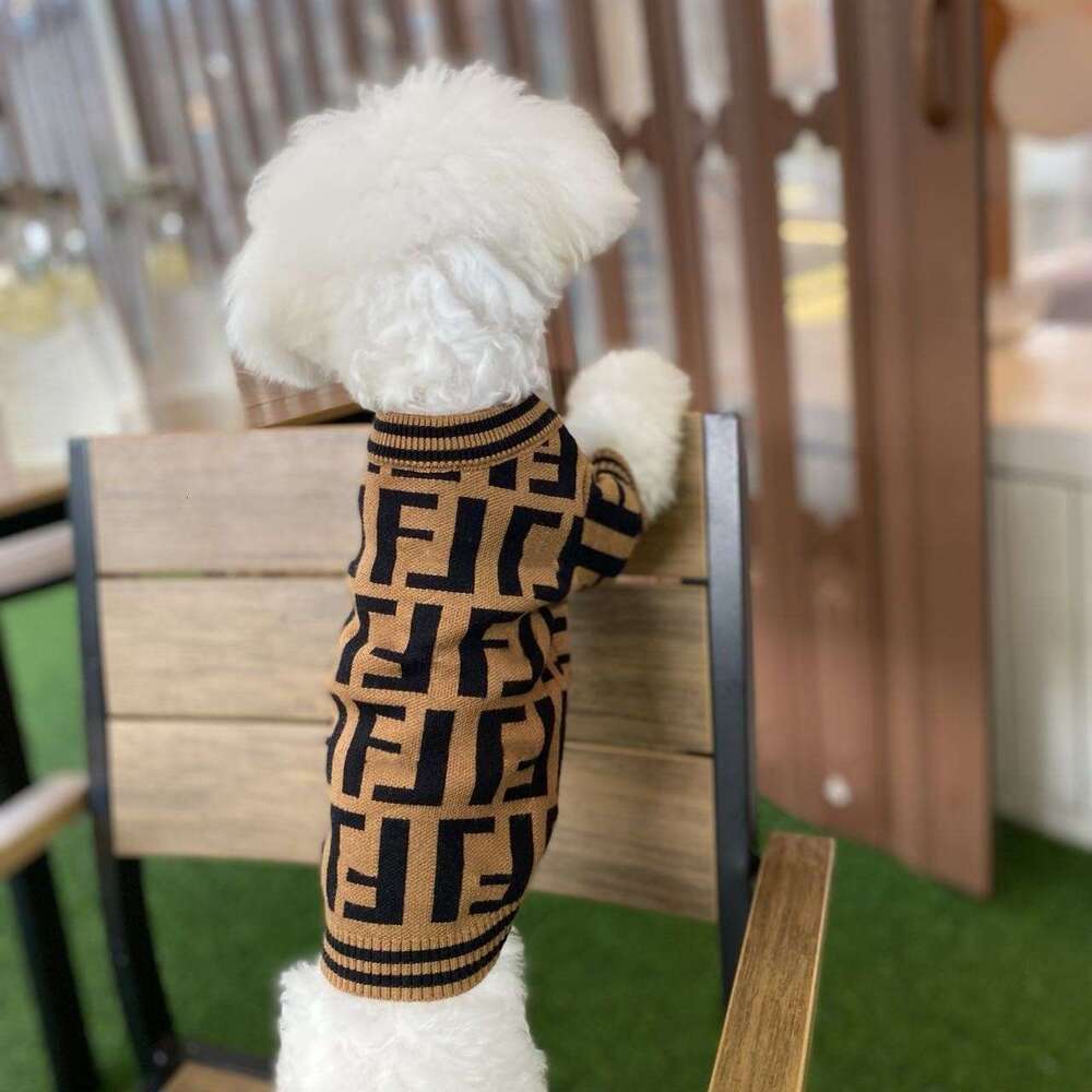 Pet pullover dog sweater French bulldog Schnauzer Beardog Bomei cat autumn and winter European and American styles