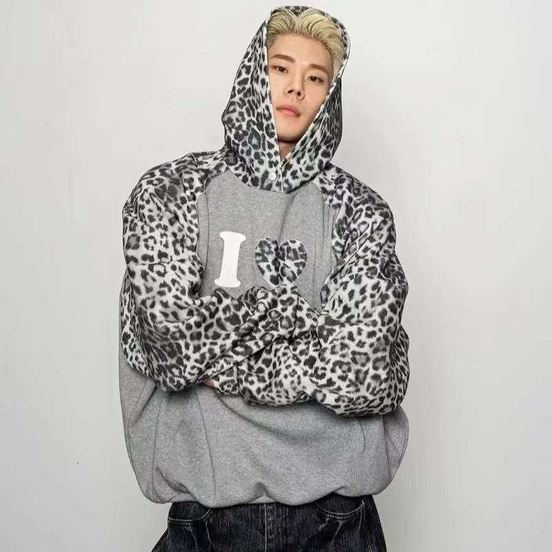 Streetwear leopard print collision color love letter men hoodie Y2K high street goth top casual pullover couple loose sweatshirt 251222