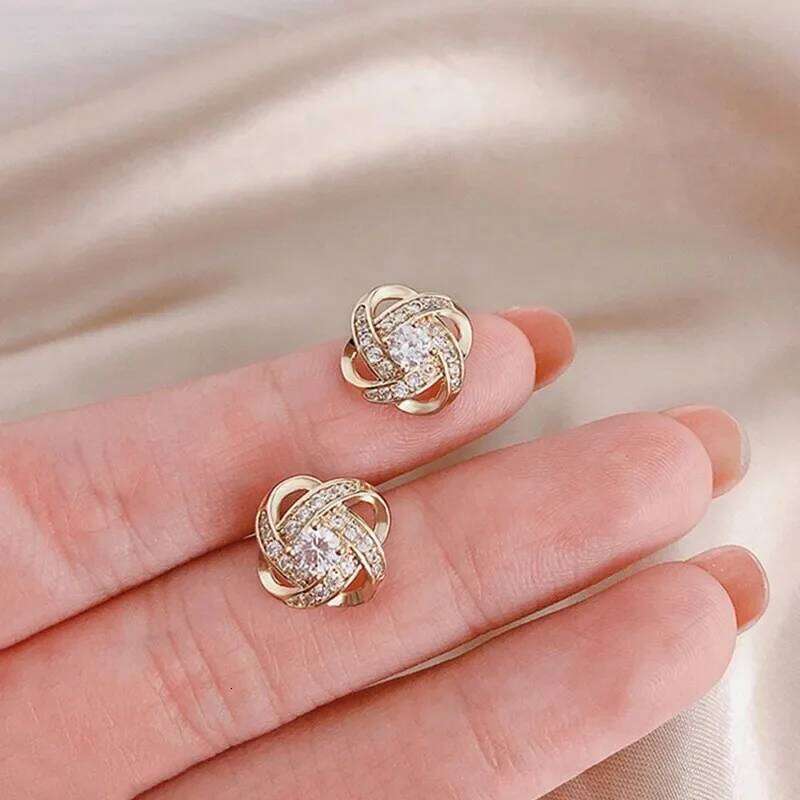 Light Luxury Zircon Stud Simple Cross Hollow Geometric Earrings Wedding Party Exquisite Ear Jewellery Women Gifts 25H1226