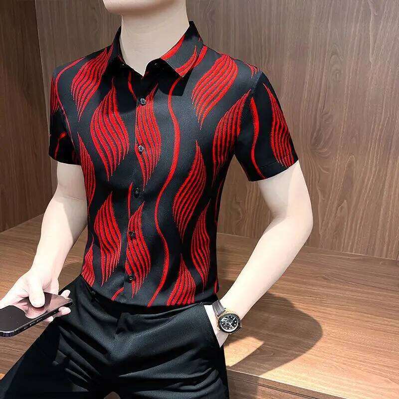 Handsome Men's Short-Sleeved Summer New Hawaiian Seaside Versatile Floral Shirt