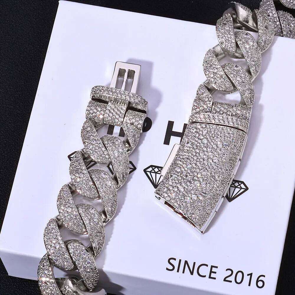 jewelry Hip Hop Jewelry 22mm Miami Cuban Bracelet Fully Iced Out Mixed-cut Round and Irregular-shaped Diamonds Chain