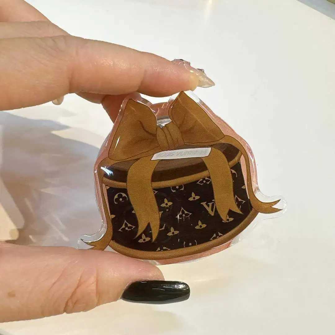 INS ar new bag magnetic bracket good-looking and practical recmended Toktok bracket Y251226 2aw