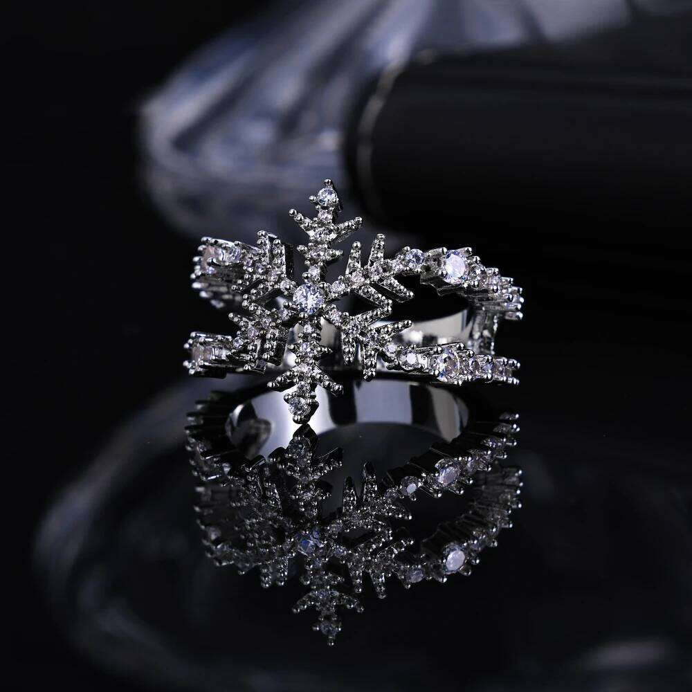 Winter Iced out Snowflakes Christmas Rings Sets Women's Fashion Jewelry for Anniversaries & Holidays