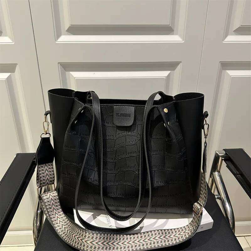 High End New Collection Quality Women Bags Famous Style Handbags Luxury Purses tote bag shoulder bag XIU LAI SI