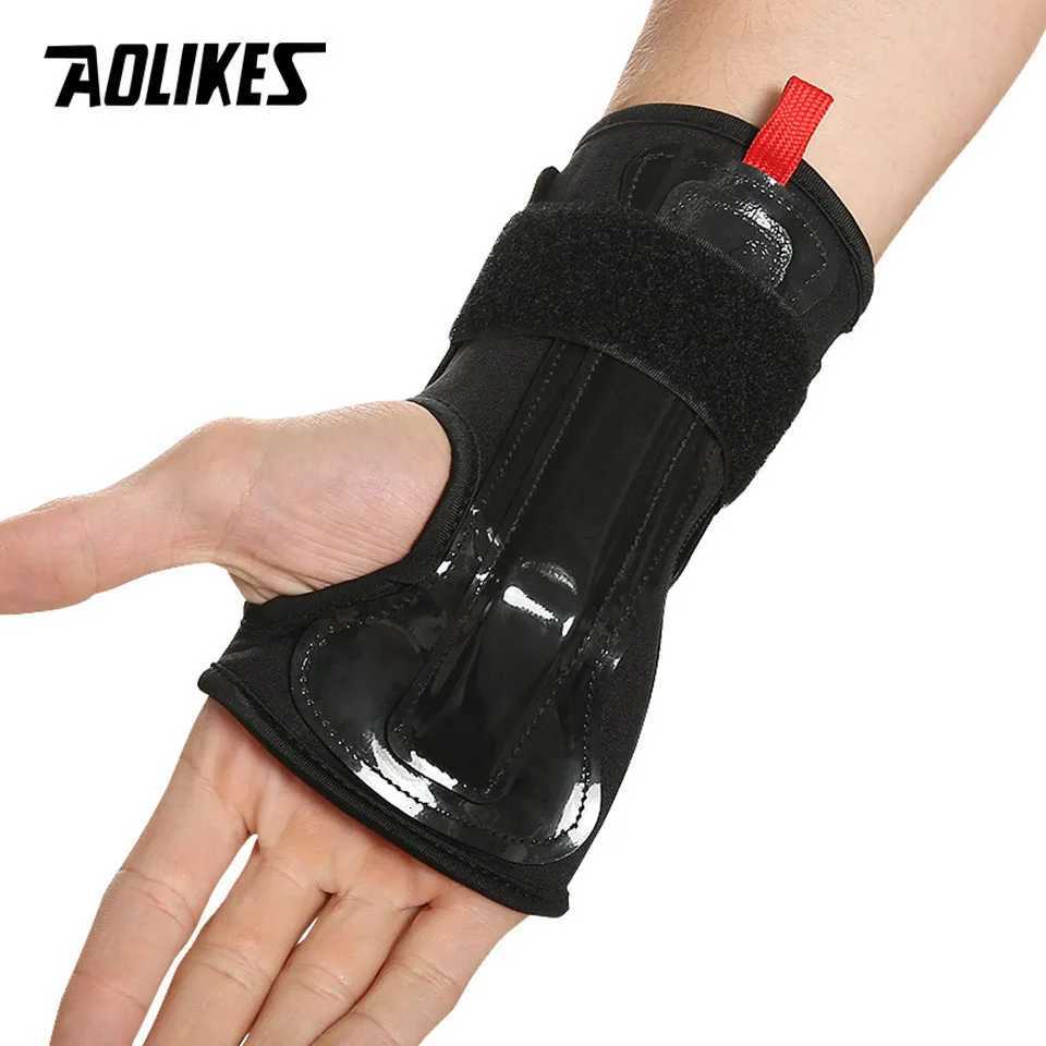 AOLIKES 1Pair Ski Wrist Support Gear Hand Protection Roller Palm Pads Protector Snowboard Skating Guard Men Women M251226