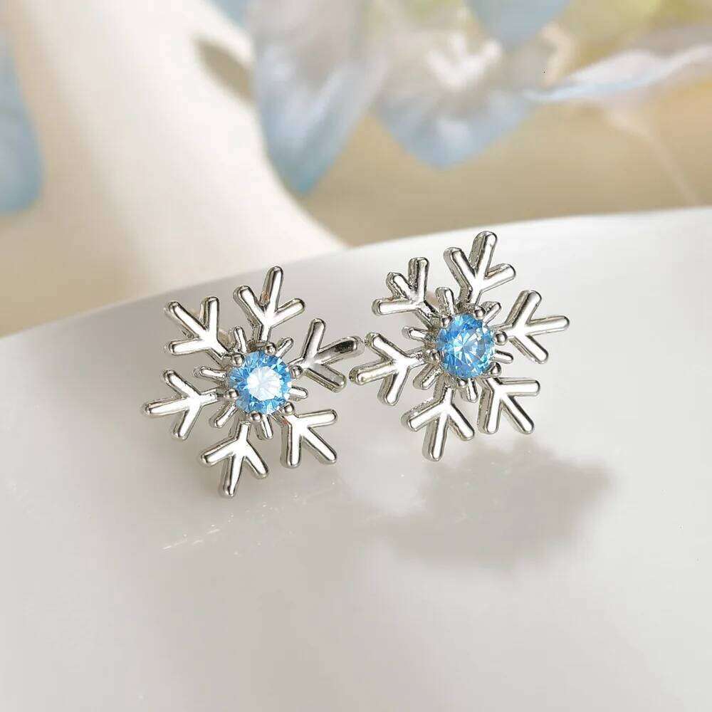 Crystal Zircon Snowflake Stud Earrings For Women Shiny Rhinestone Charm Earring Girls Christmas New Year Birthday Jewelry Gifts 25H1226