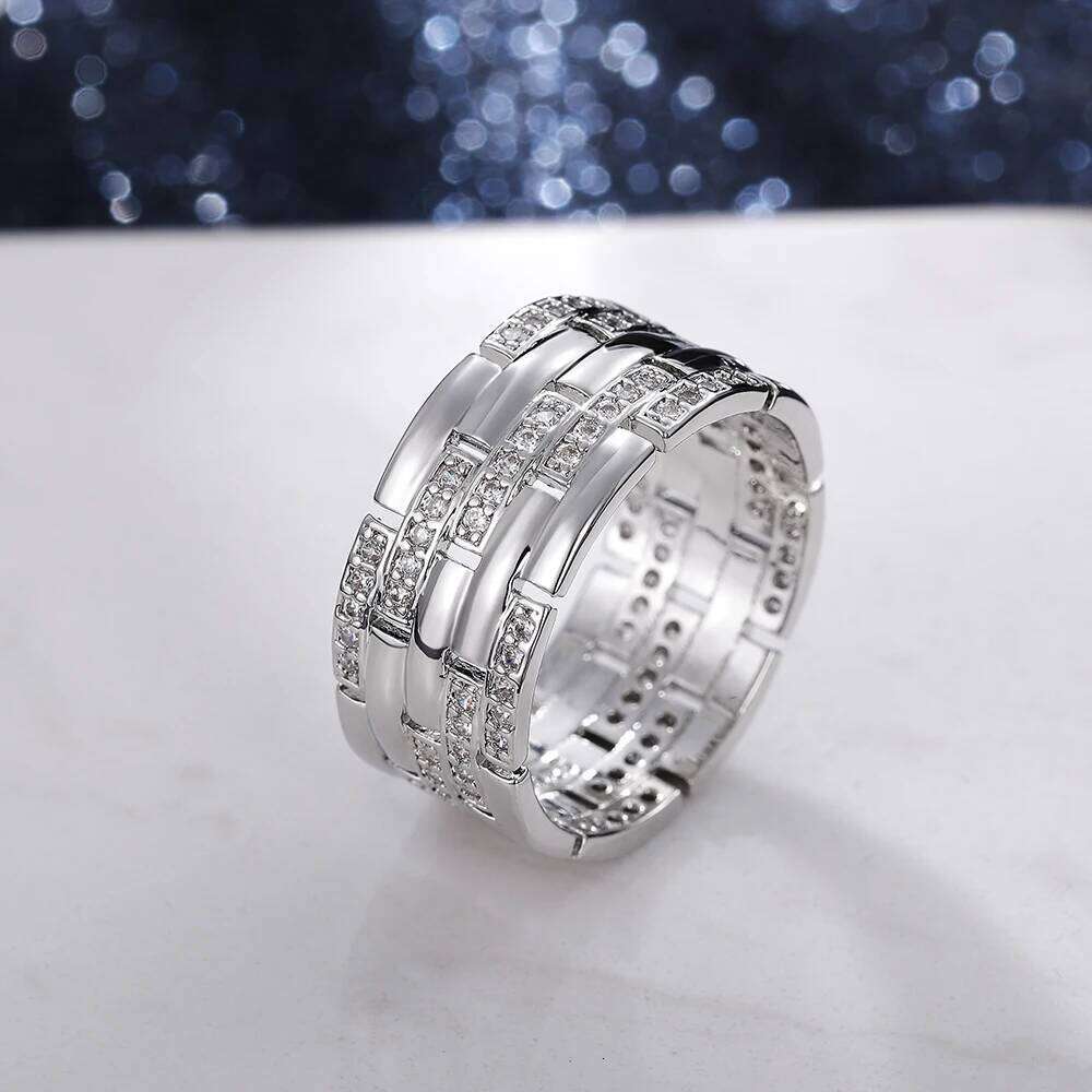 Huitan Classic Design Silver Color Women Wedding Engagement Rings Stylish Daily Wear Party Accessories Brilliant CZ Jewelry Gift